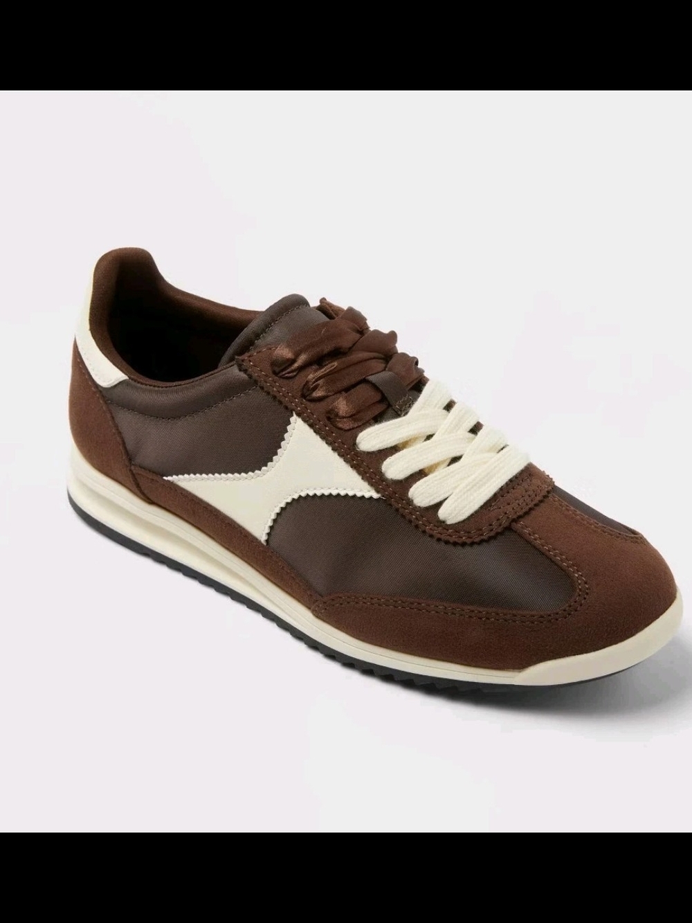 Universal Thread women Skyler Jogger Sneakers with Memory Foam Insole - Brown